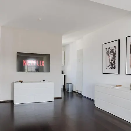 4 Bedroom - Zentral - Geraeumig - Kueche - Terrasse - Wifi - Kaffee - Parkhaus