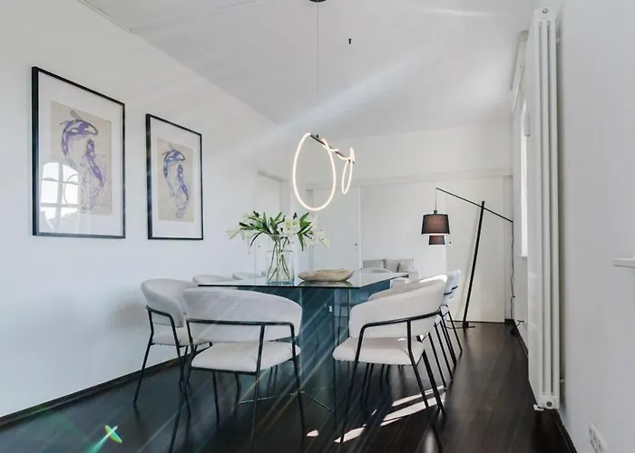 4 Bedroom - Zentral - Geraeumig - Kueche - Terrasse - Wifi - Kaffee - Parkhaus